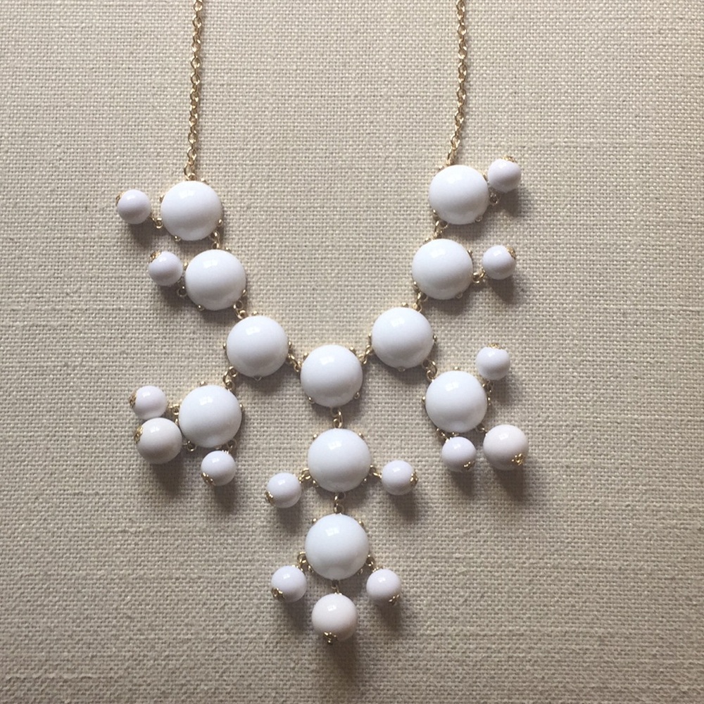 Statement bauble necklace